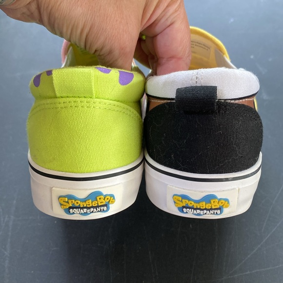 SpongeBob Sneakers - Picture 3 of 7